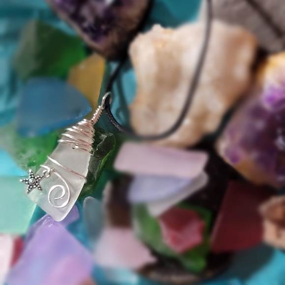 Meet your Posher, LB - Picture 6 of 7